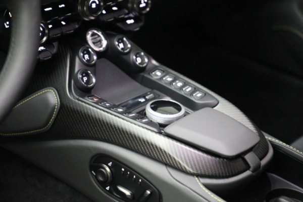 New 2023 Aston Martin Vantage V8 for sale $184,986 at Bugatti of Greenwich in Greenwich CT 06830 18