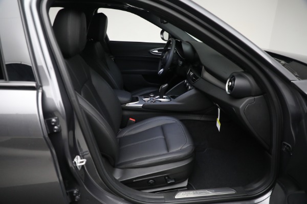 New 2024 Alfa Romeo Giulia Ti for sale $51,870 at Bugatti of Greenwich in Greenwich CT 06830 26