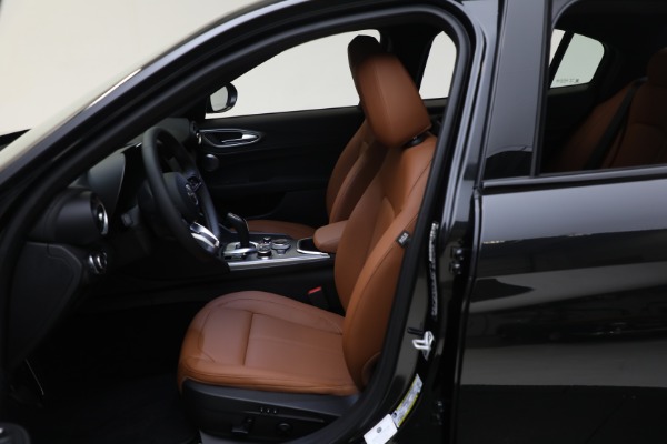 New 2024 Alfa Romeo Giulia Ti for sale $54,845 at Bugatti of Greenwich in Greenwich CT 06830 23
