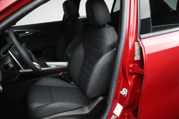 New 2024 Alfa Romeo Tonale Veloce for sale Sold at Bugatti of Greenwich in Greenwich CT 06830 22