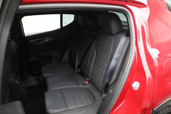 New 2024 Alfa Romeo Tonale Veloce for sale Sold at Bugatti of Greenwich in Greenwich CT 06830 26