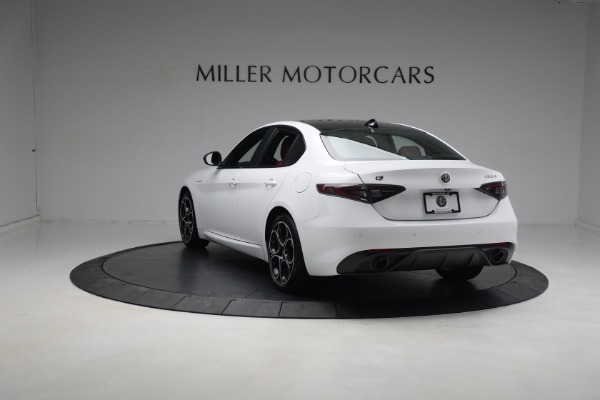 New 2024 Alfa Romeo Giulia Ti for sale $55,285 at Bugatti of Greenwich in Greenwich CT 06830 8
