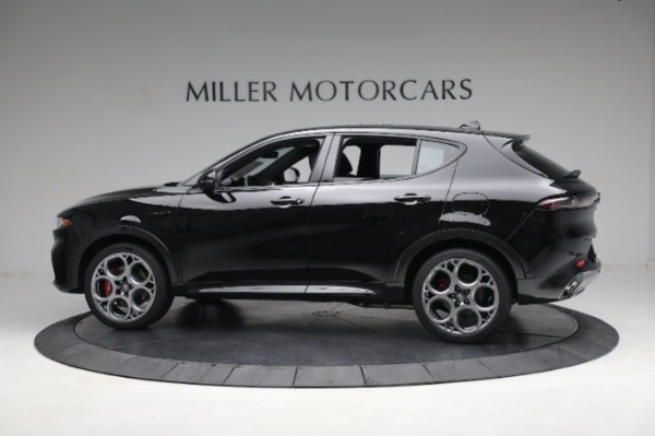 New 2024 Alfa Romeo Tonale Veloce for sale $57,640 at Bugatti of Greenwich in Greenwich CT 06830 5