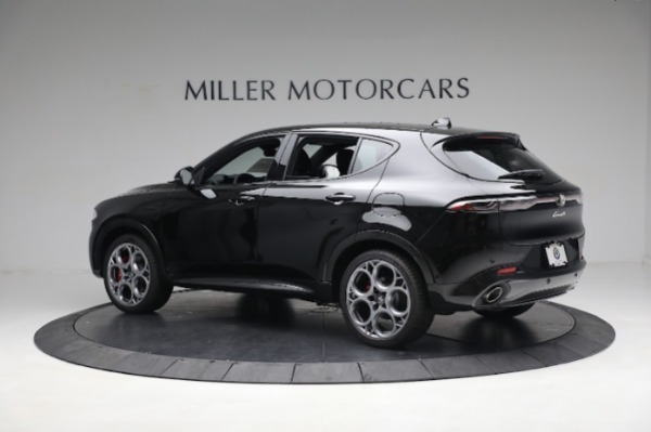 New 2024 Alfa Romeo Tonale Veloce for sale $57,640 at Bugatti of Greenwich in Greenwich CT 06830 6