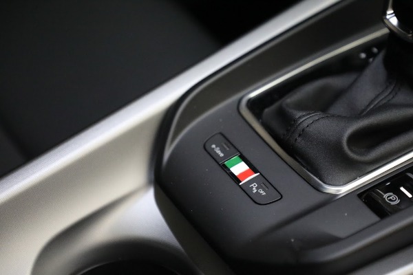 New 2024 Alfa Romeo Tonale Ti for sale $53,290 at Bugatti of Greenwich in Greenwich CT 06830 21