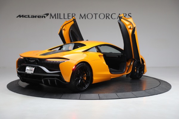 New 2023 McLaren Artura Vision for sale Call for price at Bugatti of Greenwich in Greenwich CT 06830 15