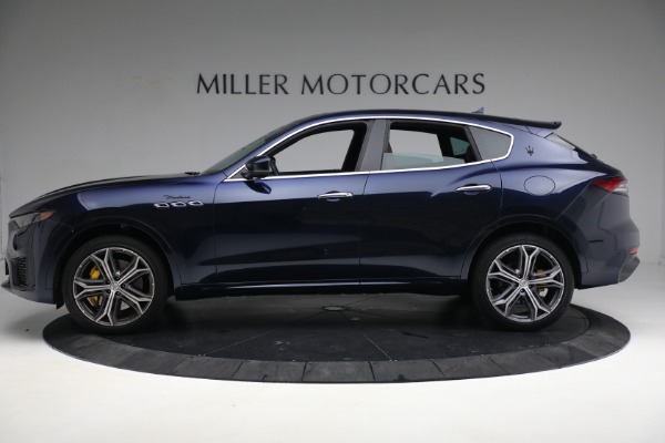 Used 2022 Maserati Levante Modena for sale Call for price at Bugatti of Greenwich in Greenwich CT 06830 3