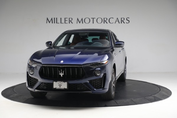 Used 2022 Maserati Levante Modena for sale Call for price at Bugatti of Greenwich in Greenwich CT 06830 1