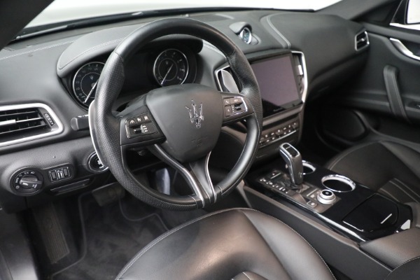 Used 2022 Maserati Ghibli Modena Q4 for sale $59,900 at Bugatti of Greenwich in Greenwich CT 06830 19