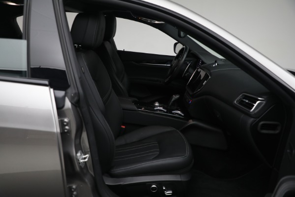 Used 2022 Maserati Ghibli Modena Q4 for sale $59,900 at Bugatti of Greenwich in Greenwich CT 06830 21