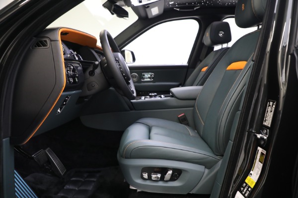 Used 2024 Rolls-Royce Black Badge Cullinan for sale $369,900 at Bugatti of Greenwich in Greenwich CT 06830 17
