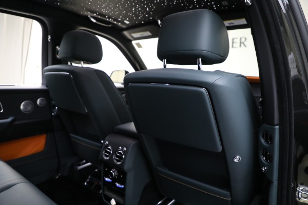 Used 2024 Rolls-Royce Black Badge Cullinan for sale $369,900 at Bugatti of Greenwich in Greenwich CT 06830 27