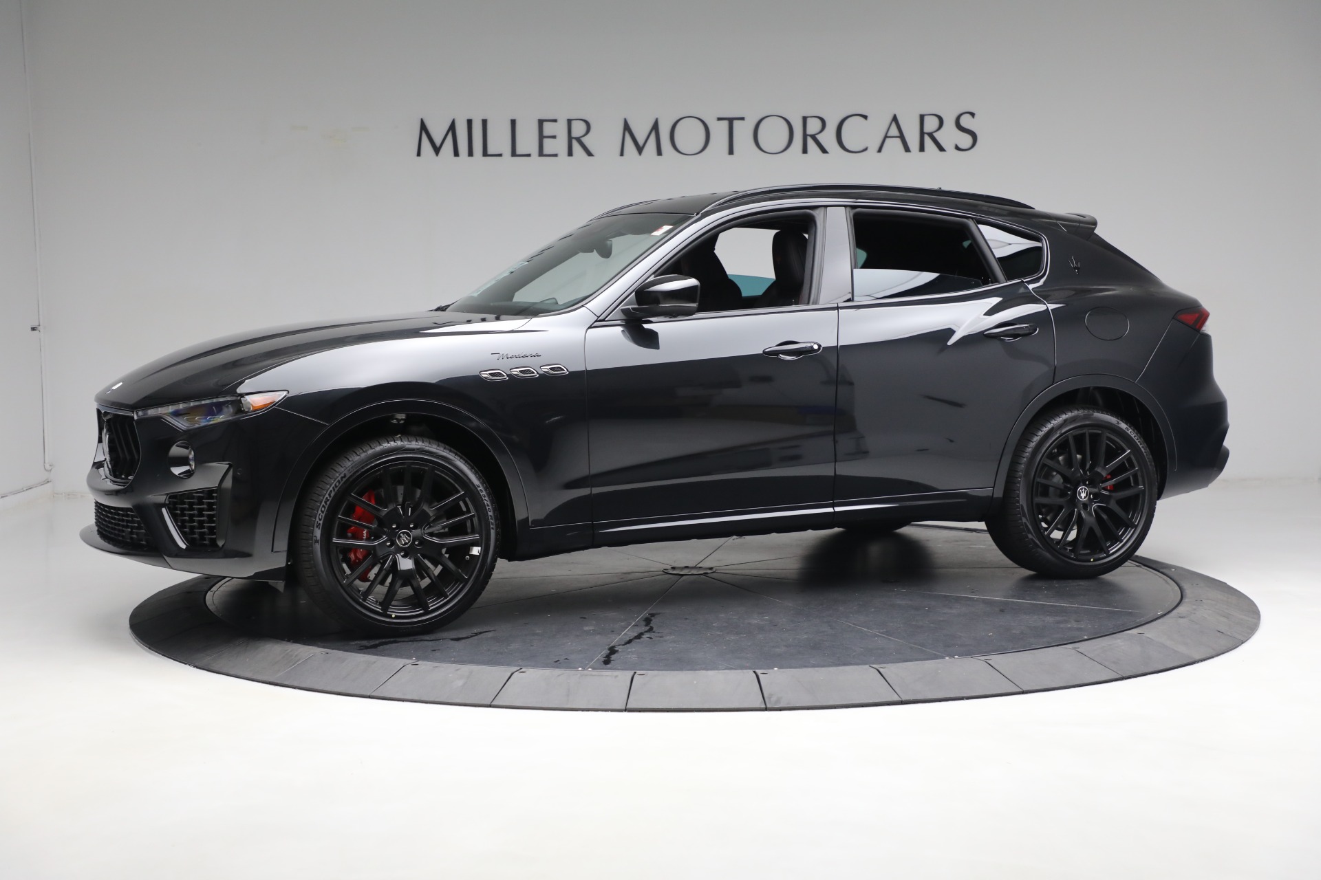 New 2024 Maserati Levante Modena for sale $122,195 at Bugatti of Greenwich in Greenwich CT 06830 1