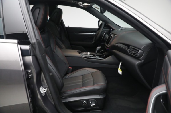 New 2024 Maserati Levante GT for sale $103,495 at Bugatti of Greenwich in Greenwich CT 06830 24