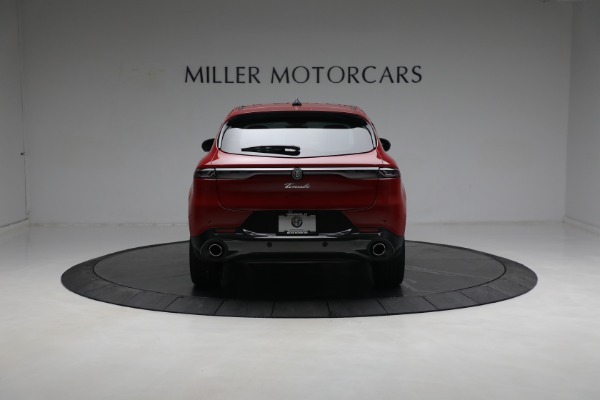 New 2024 Alfa Romeo Tonale Veloce for sale $52,790 at Bugatti of Greenwich in Greenwich CT 06830 11