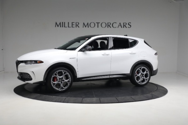 New 2024 Alfa Romeo Tonale Veloce for sale $55,290 at Bugatti of Greenwich in Greenwich CT 06830 3