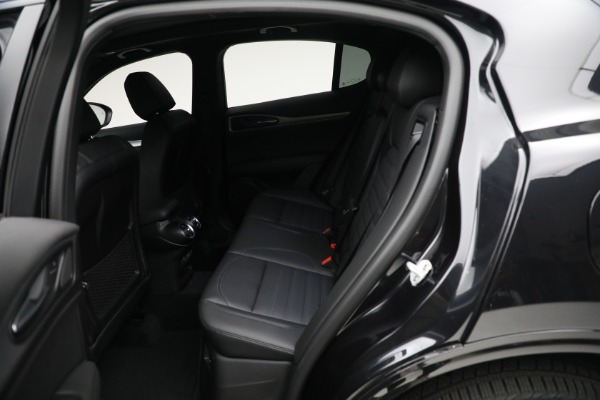 New 2024 Alfa Romeo Stelvio Veloce for sale $57,305 at Bugatti of Greenwich in Greenwich CT 06830 25