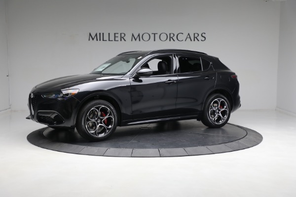 New 2024 Alfa Romeo Stelvio Veloce for sale $57,305 at Bugatti of Greenwich in Greenwich CT 06830 3