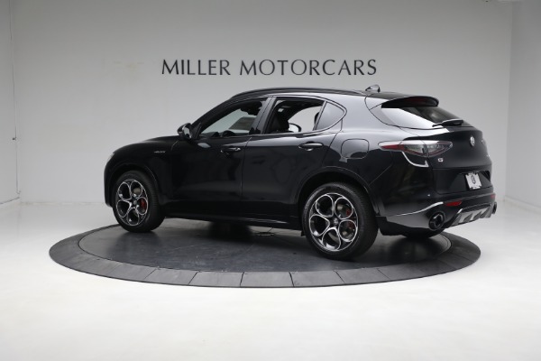 New 2024 Alfa Romeo Stelvio Veloce for sale $57,305 at Bugatti of Greenwich in Greenwich CT 06830 7
