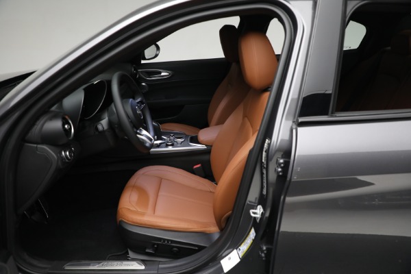 New 2024 Alfa Romeo Giulia Ti for sale $54,845 at Bugatti of Greenwich in Greenwich CT 06830 25