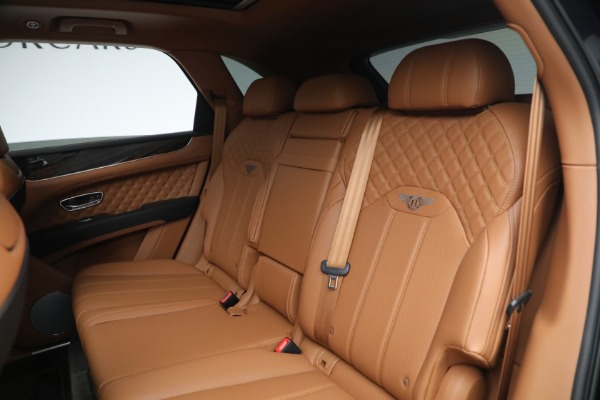Used 2021 Bentley Bentayga V8 for sale $149,900 at Bugatti of Greenwich in Greenwich CT 06830 22