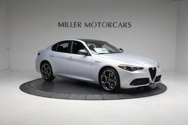 New 2024 Alfa Romeo Giulia Competizione for sale $58,160 at Bugatti of Greenwich in Greenwich CT 06830 17