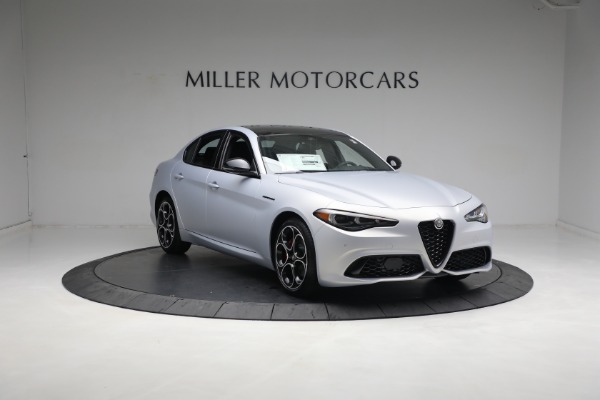 New 2024 Alfa Romeo Giulia Competizione for sale Sold at Bugatti of Greenwich in Greenwich CT 06830 18