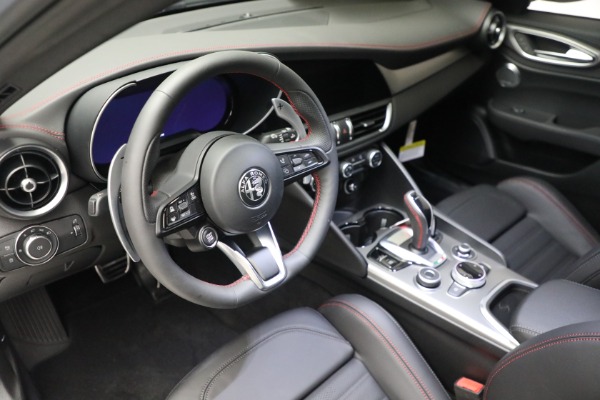 New 2024 Alfa Romeo Giulia Competizione for sale $58,160 at Bugatti of Greenwich in Greenwich CT 06830 21