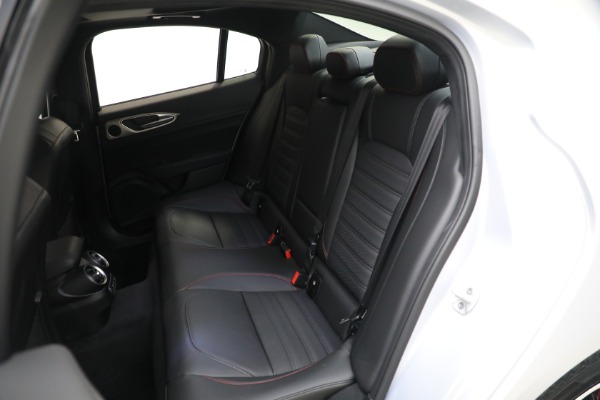 New 2024 Alfa Romeo Giulia Competizione for sale $58,160 at Bugatti of Greenwich in Greenwich CT 06830 28