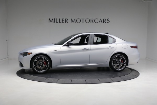 New 2024 Alfa Romeo Giulia Competizione for sale $58,160 at Bugatti of Greenwich in Greenwich CT 06830 4