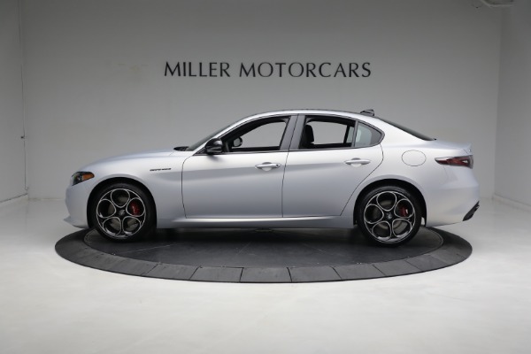 New 2024 Alfa Romeo Giulia Competizione for sale $58,160 at Bugatti of Greenwich in Greenwich CT 06830 5