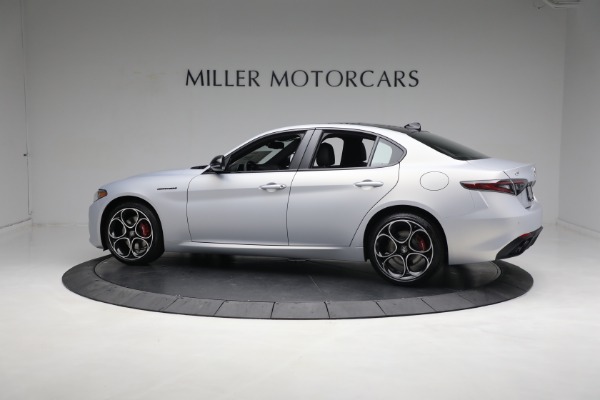New 2024 Alfa Romeo Giulia Competizione for sale $58,160 at Bugatti of Greenwich in Greenwich CT 06830 6