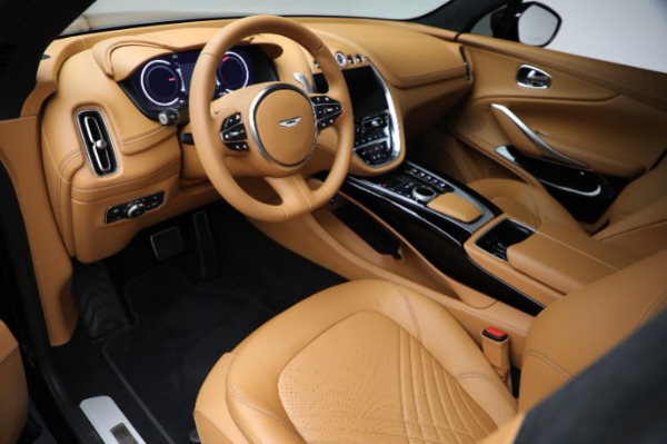 Used 2024 Aston Martin DBX for sale $189,900 at Bugatti of Greenwich in Greenwich CT 06830 13