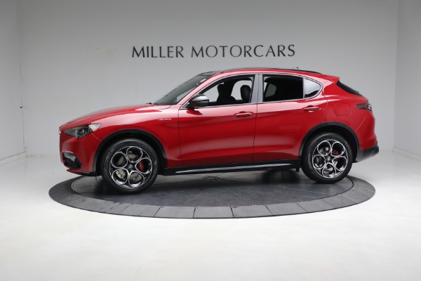 New 2024 Alfa Romeo Stelvio Veloce for sale $54,220 at Bugatti of Greenwich in Greenwich CT 06830 4