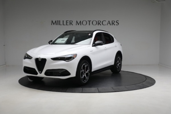 New 2024 Alfa Romeo Stelvio Veloce for sale $56,695 at Bugatti of Greenwich in Greenwich CT 06830 2