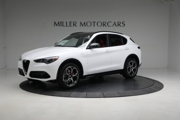 New 2024 Alfa Romeo Stelvio Veloce for sale $56,695 at Bugatti of Greenwich in Greenwich CT 06830 3