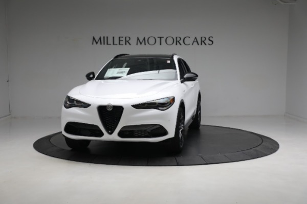 New 2024 Alfa Romeo Stelvio Veloce for sale $56,695 at Bugatti of Greenwich in Greenwich CT 06830 1
