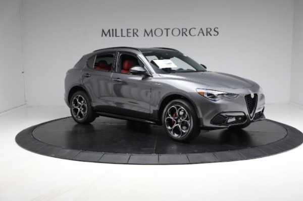 New 2024 Alfa Romeo Stelvio Veloce for sale $58,055 at Bugatti of Greenwich in Greenwich CT 06830 24