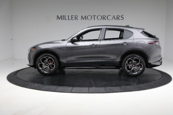 New 2024 Alfa Romeo Stelvio Veloce for sale $58,055 at Bugatti of Greenwich in Greenwich CT 06830 7