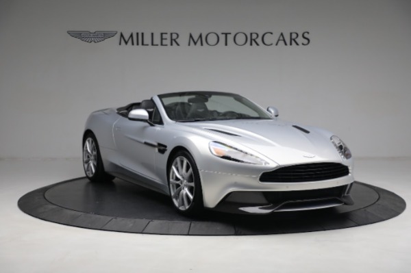 Used 2016 Aston Martin Vanquish Volante for sale $149,900 at Bugatti of Greenwich in Greenwich CT 06830 10