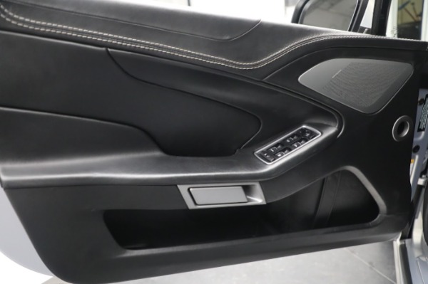 Used 2016 Aston Martin Vanquish Volante for sale $149,900 at Bugatti of Greenwich in Greenwich CT 06830 26