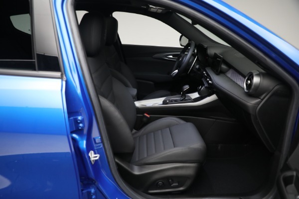 New 2024 Alfa Romeo Tonale Veloce for sale Sold at Bugatti of Greenwich in Greenwich CT 06830 23