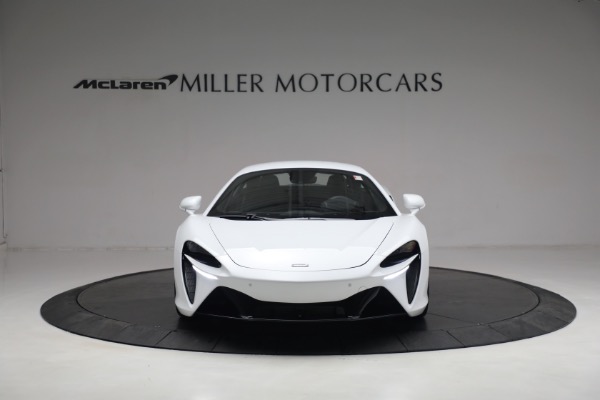 New 2023 McLaren Artura for sale Call for price at Bugatti of Greenwich in Greenwich CT 06830 12