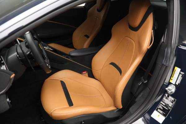 Used 2022 Ferrari Roma for sale $259,900 at Bugatti of Greenwich in Greenwich CT 06830 15