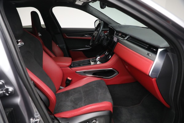 Used 2021 Jaguar F-PACE SVR for sale Sold at Bugatti of Greenwich in Greenwich CT 06830 17