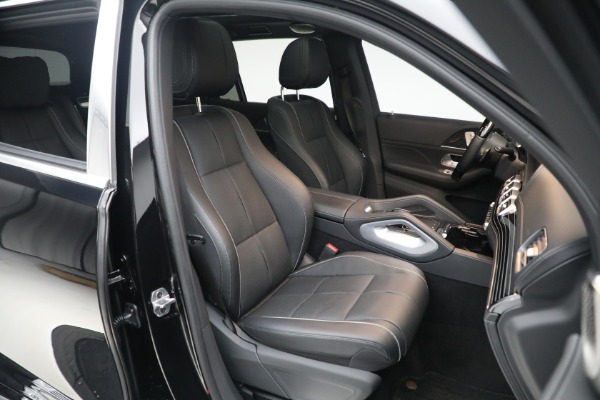 Used 2022 Mercedes-Benz GLS Mercedes-Maybach GLS 600 4MATIC for sale Sold at Bugatti of Greenwich in Greenwich CT 06830 24