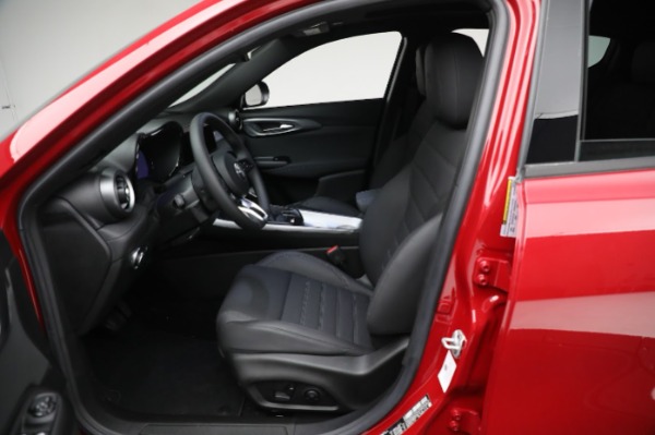 New 2024 Alfa Romeo Tonale Ti for sale $50,290 at Bugatti of Greenwich in Greenwich CT 06830 17