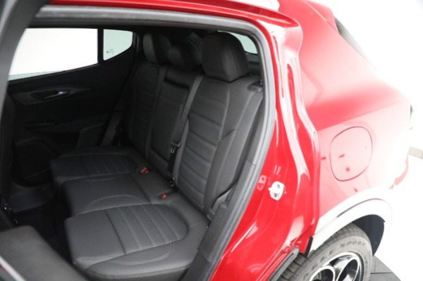 New 2024 Alfa Romeo Tonale Ti for sale $50,290 at Bugatti of Greenwich in Greenwich CT 06830 23