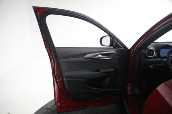 New 2024 Alfa Romeo Tonale Ti for sale $50,290 at Bugatti of Greenwich in Greenwich CT 06830 27