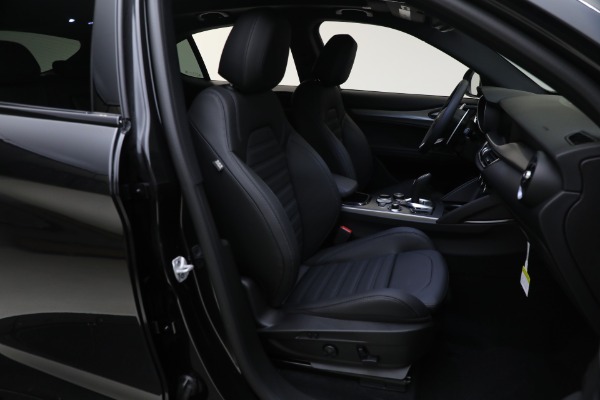 New 2024 Alfa Romeo Stelvio Veloce for sale Sold at Bugatti of Greenwich in Greenwich CT 06830 20